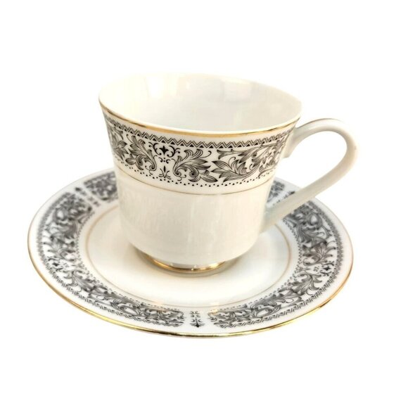2 Royal Wentworth Ambassador Japan Fine China 8692 Tea Cup & Saucer Sets - Picture 9 of 10
